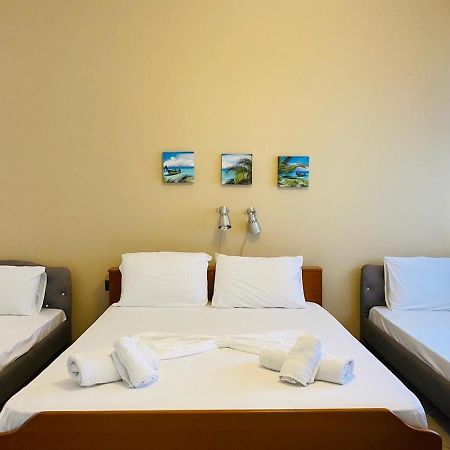 Hercules House Hotel Sarande Bagian luar foto