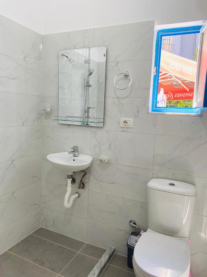 Hercules House Hotel Sarande Bagian luar foto