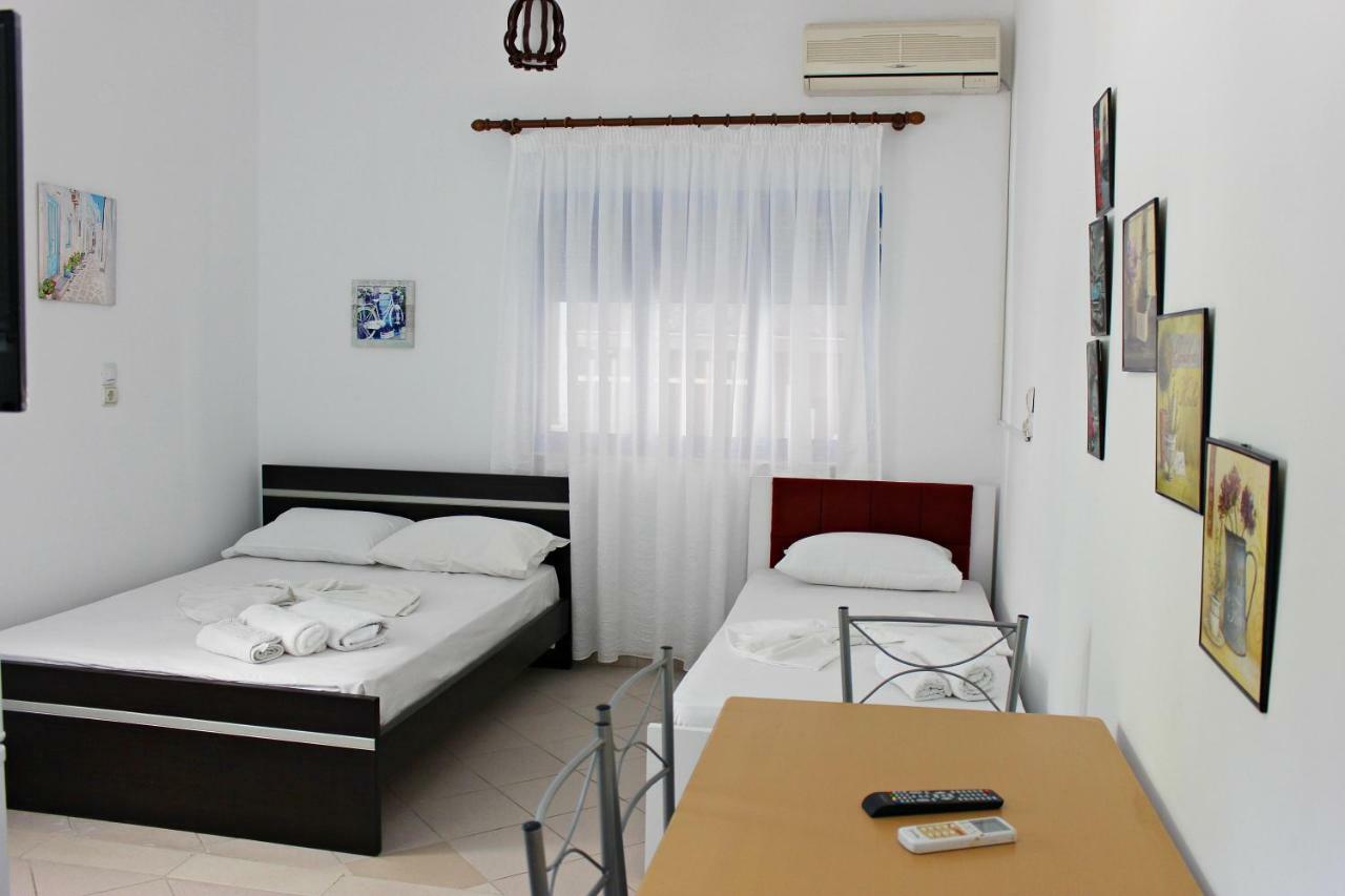 Hercules House Hotel Sarande Bagian luar foto